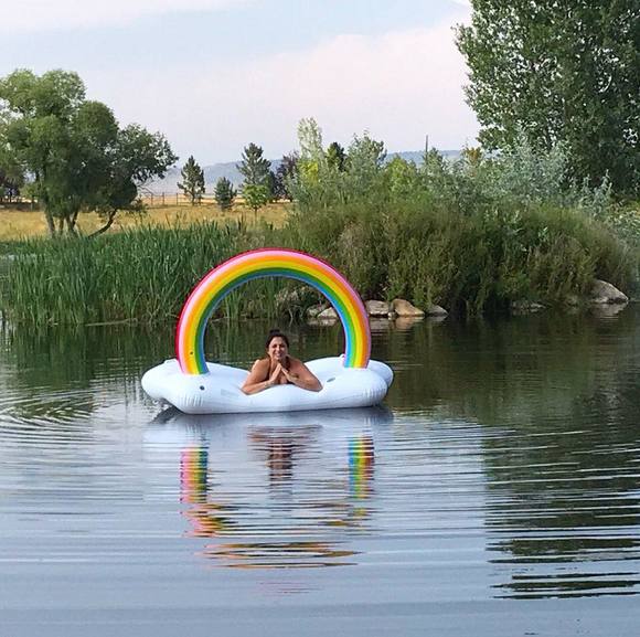 Meet your Posher, Eileen - Picture 1 of 1